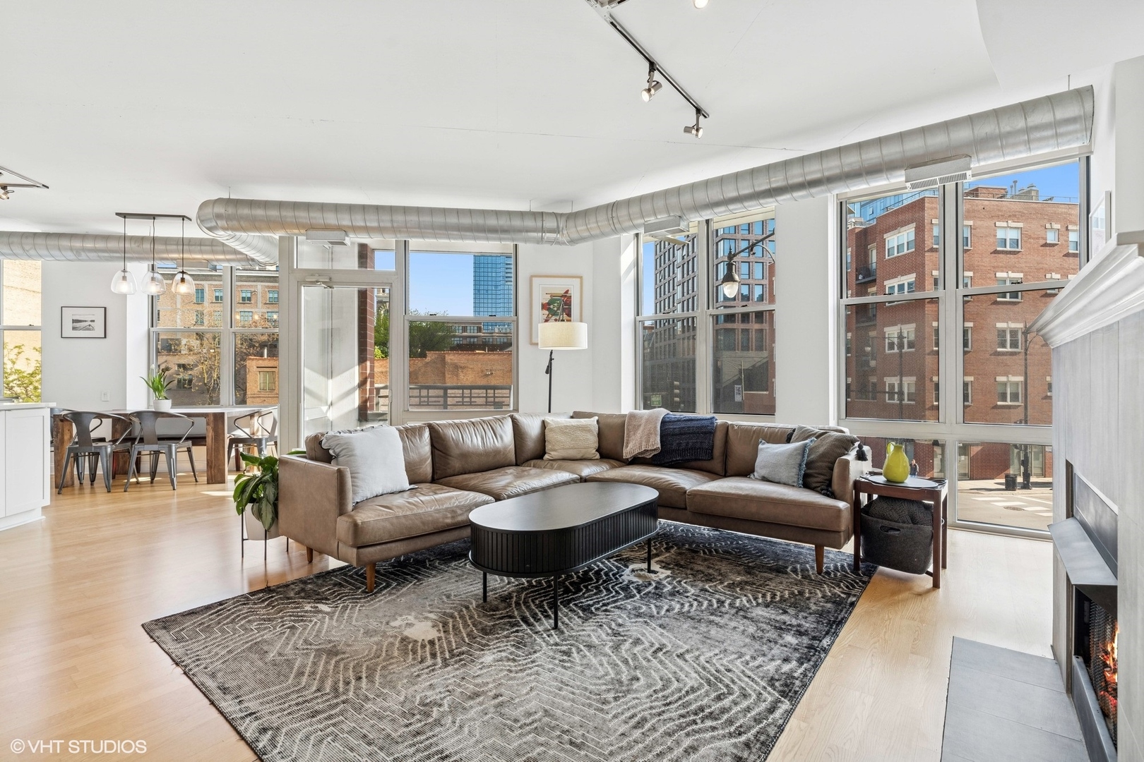 1001 W Madison Street 211