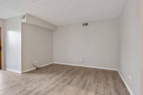 Tiny photo for 433 Cavalier Court #101A, West Dundee, IL 60118 (MLS # 12593501)