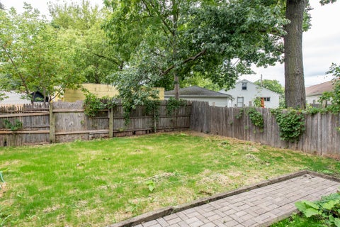 Tiny photo for 33827 N Oak Street, Grayslake, IL 60030 (MLS # 12768096)