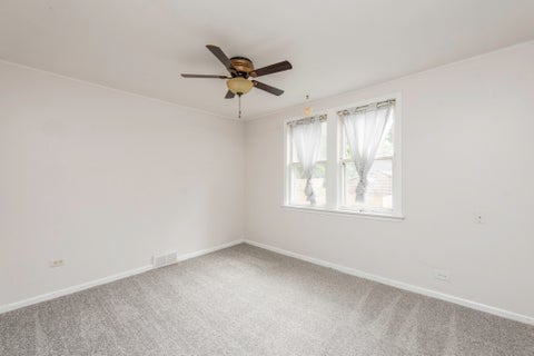 Tiny photo for 33827 N Oak Street, Grayslake, IL 60030 (MLS # 12768096)