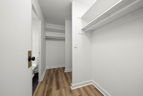 Tiny photo for 555 W Cornelia Avenue #1401, Chicago, IL 60657 (MLS # 12537259)