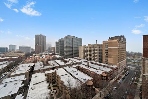 Tiny photo for 555 W Cornelia Avenue #1401, Chicago, IL 60657 (MLS # 12537259)