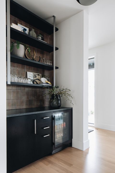 Tiny photo for 13 S Elm Street, Hinsdale, IL 60521 (MLS # 12474749)