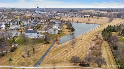 Tiny photo for 39W901 Carl Sandburg Road, St. Charles, IL 60175 (MLS # 12558759)