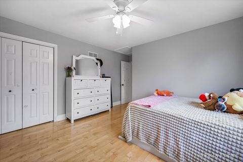 Tiny photo for 39W901 Carl Sandburg Road, St. Charles, IL 60175 (MLS # 12558759)