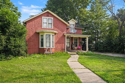 Photo of 406 Bent Street, Elgin, IL 60120 (MLS # 12710682)