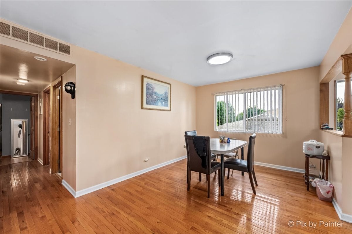 401 Longford Drive
