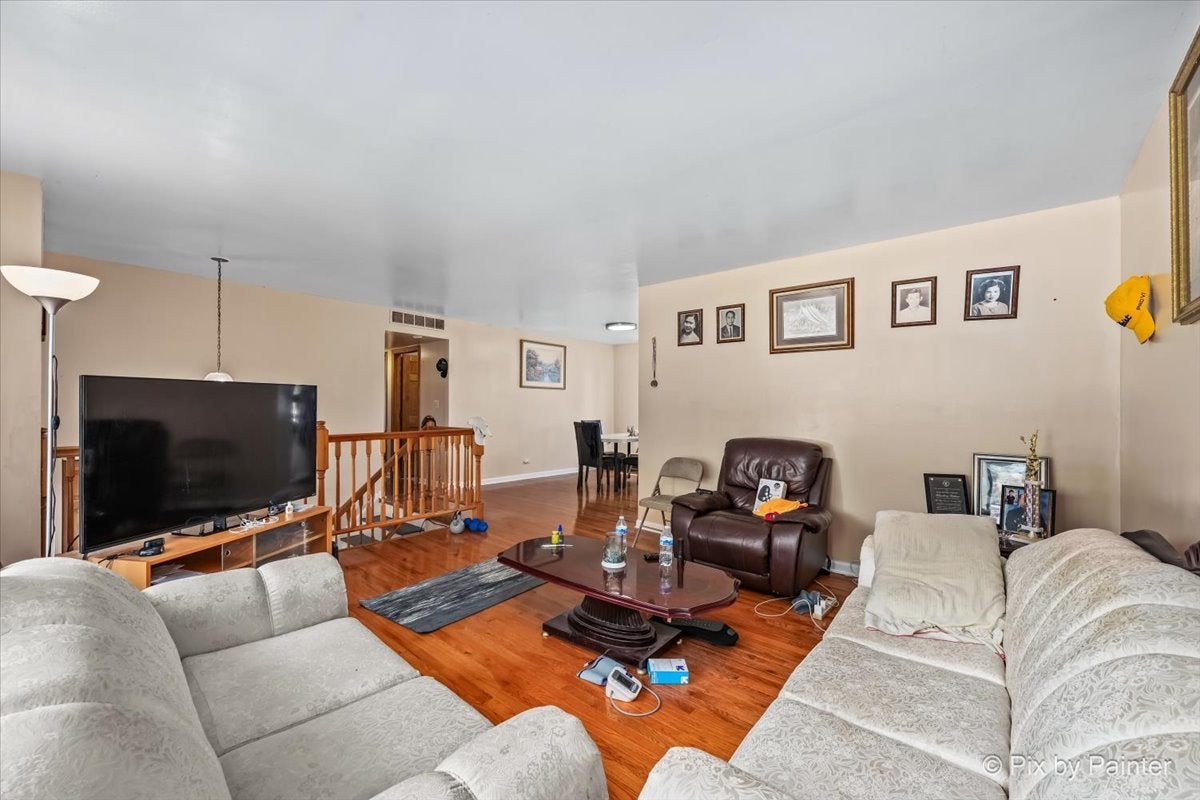 401 Longford Drive