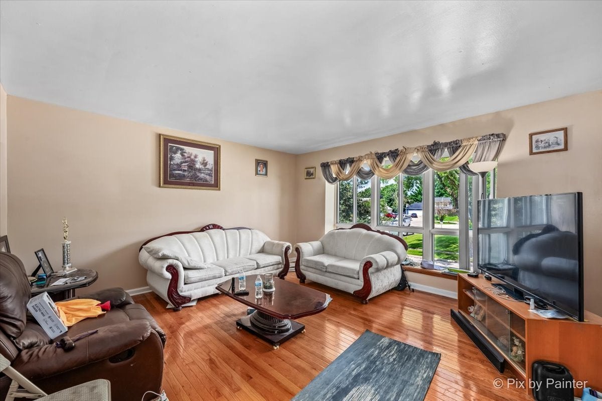 401 Longford Drive