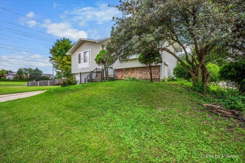 Tiny photo for 401 Longford Drive, Elgin, IL 60120 (MLS # 12749777)