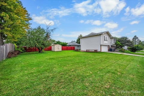 Tiny photo for 401 Longford Drive, Elgin, IL 60120 (MLS # 12749777)