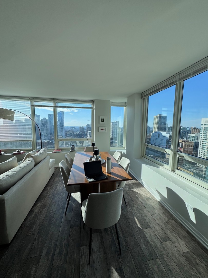 33 W Ontario Street 24G