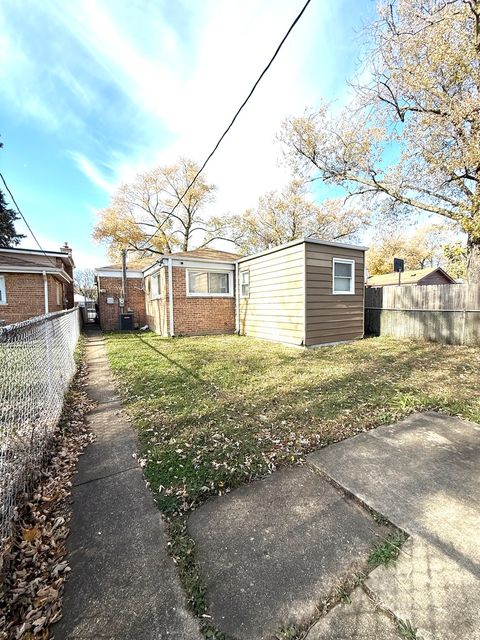 Tiny photo for 12547 S Elizabeth Street, Calumet Park, IL 60827 (MLS # 12516942)