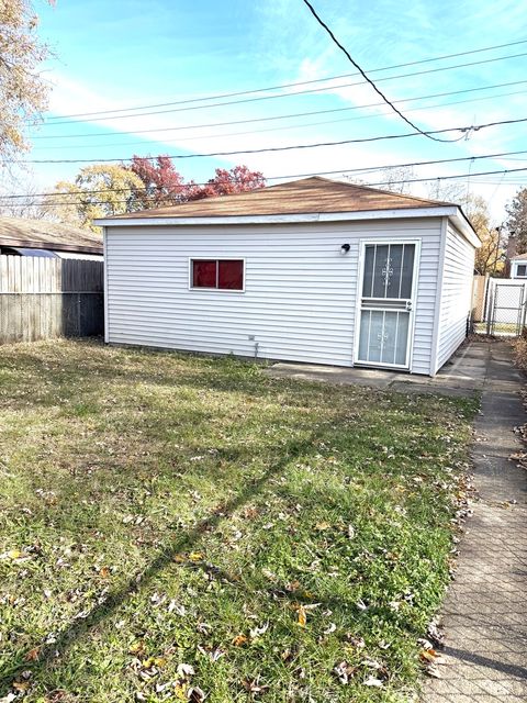 Tiny photo for 12547 S Elizabeth Street, Calumet Park, IL 60827 (MLS # 12516942)