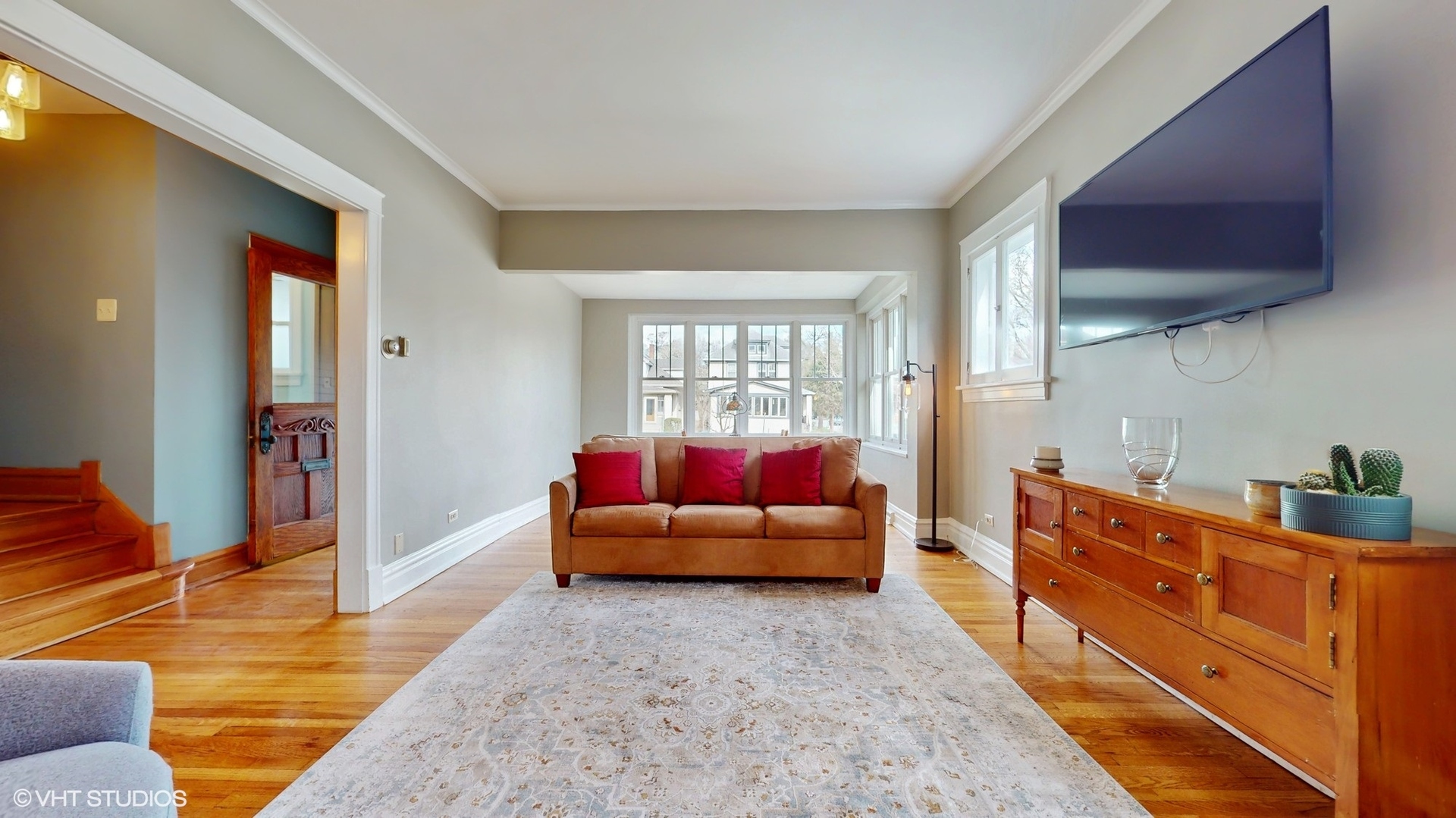 545 Clarence Avenue