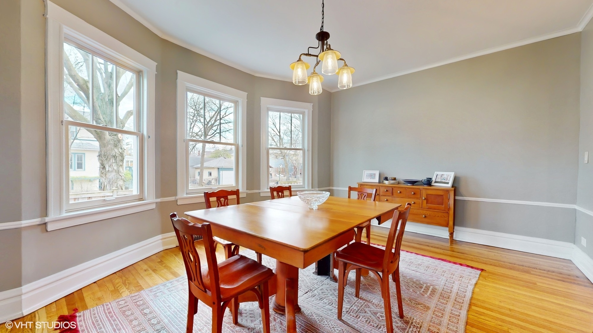 545 Clarence Avenue