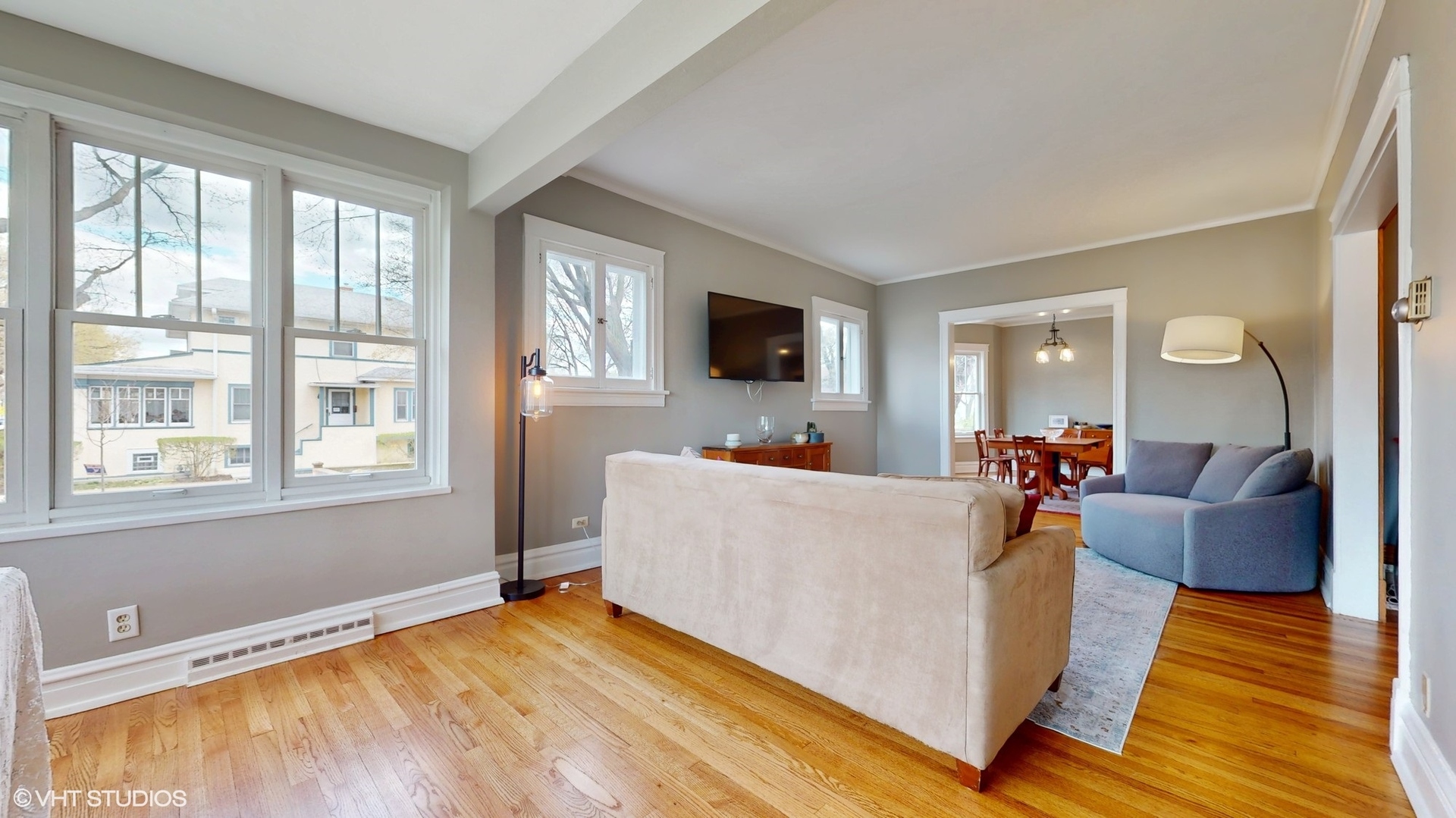545 Clarence Avenue