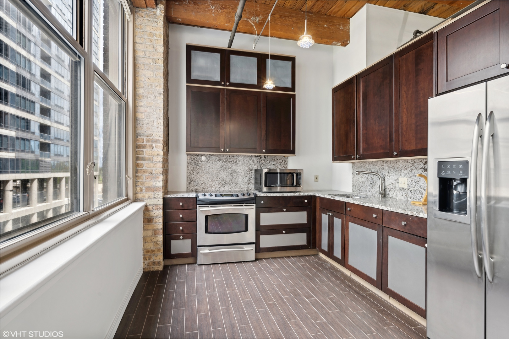 540 N Lake Shore Drive 405