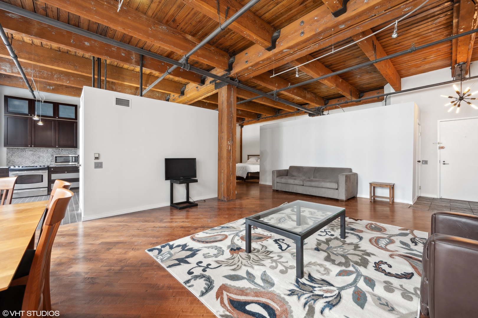 540 N Lake Shore Drive 405