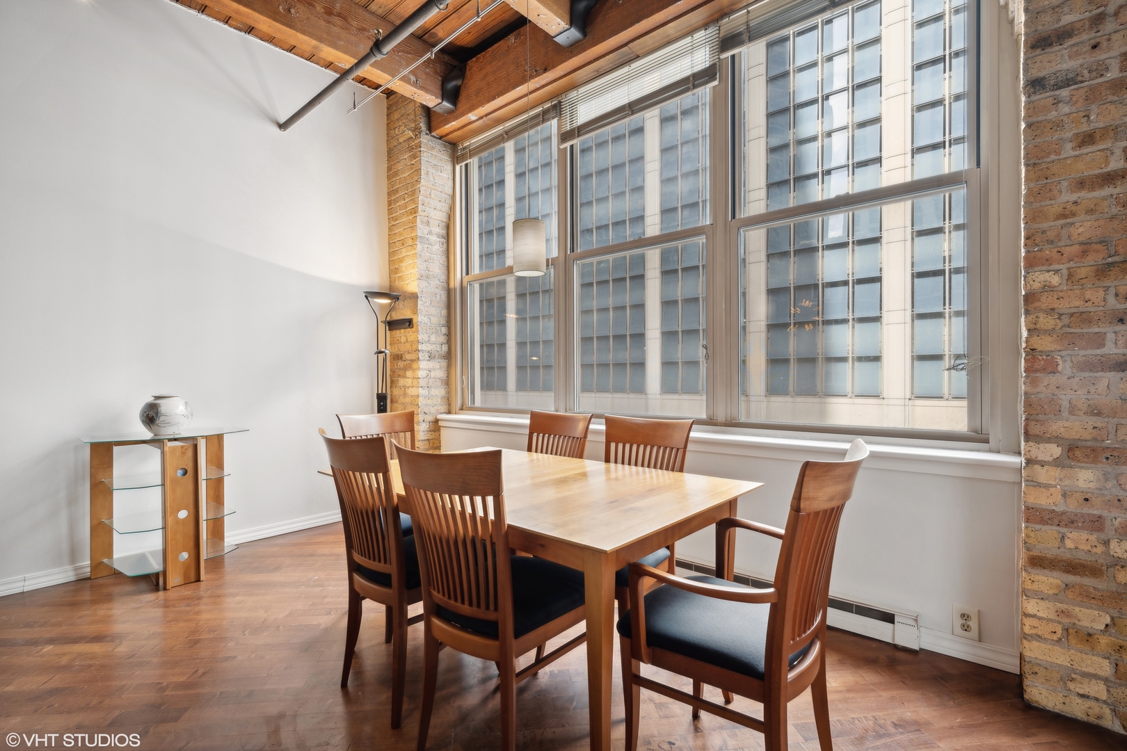 540 N Lake Shore Drive 405