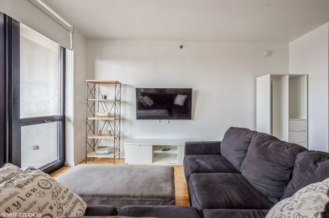 Tiny photo for 210 S DESPLAINES Street #2103, Chicago, IL 60661 (MLS # 12483738)