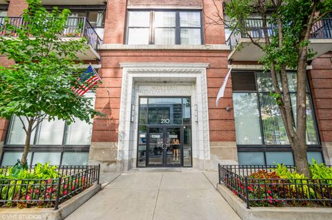 210 S DESPLAINES Street 2103 Chicago IL 60661