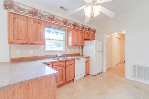 Tiny photo for 2213 Darren Drive, Marion, IL 62959 (MLS # 12709069)