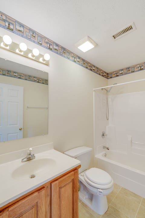Tiny photo for 2213 Darren Drive, Marion, IL 62959 (MLS # 12709069)