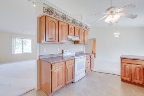 Tiny photo for 2213 Darren Drive, Marion, IL 62959 (MLS # 12709069)