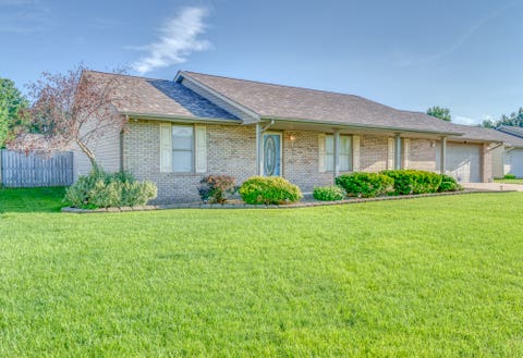 Tiny photo for 2213 Darren Drive, Marion, IL 62959 (MLS # 12709069)