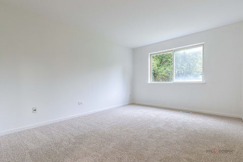 Tiny photo for 985 Huntington Drive #985, Elk Grove Village, IL 60007 (MLS # 12734082)