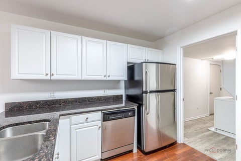 Tiny photo for 985 Huntington Drive #985, Elk Grove Village, IL 60007 (MLS # 12734082)