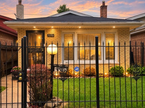 Tiny photo for 9146 S Woodlawn Avenue, Chicago, IL 60619 (MLS # 12776179)