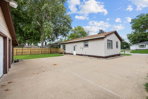 Tiny photo for 7912 9th Street W, Rock Island, IL 61201 (MLS # 12731391)