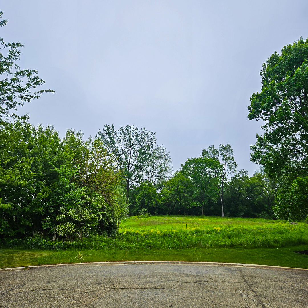 1 Stoney Ridge Court