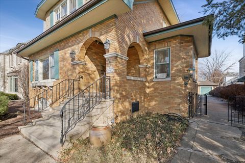 Tiny photo for 1407 Monroe Avenue, River Forest, IL 60305 (MLS # 12570907)