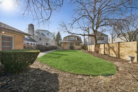 Tiny photo for 1407 Monroe Avenue, River Forest, IL 60305 (MLS # 12570907)