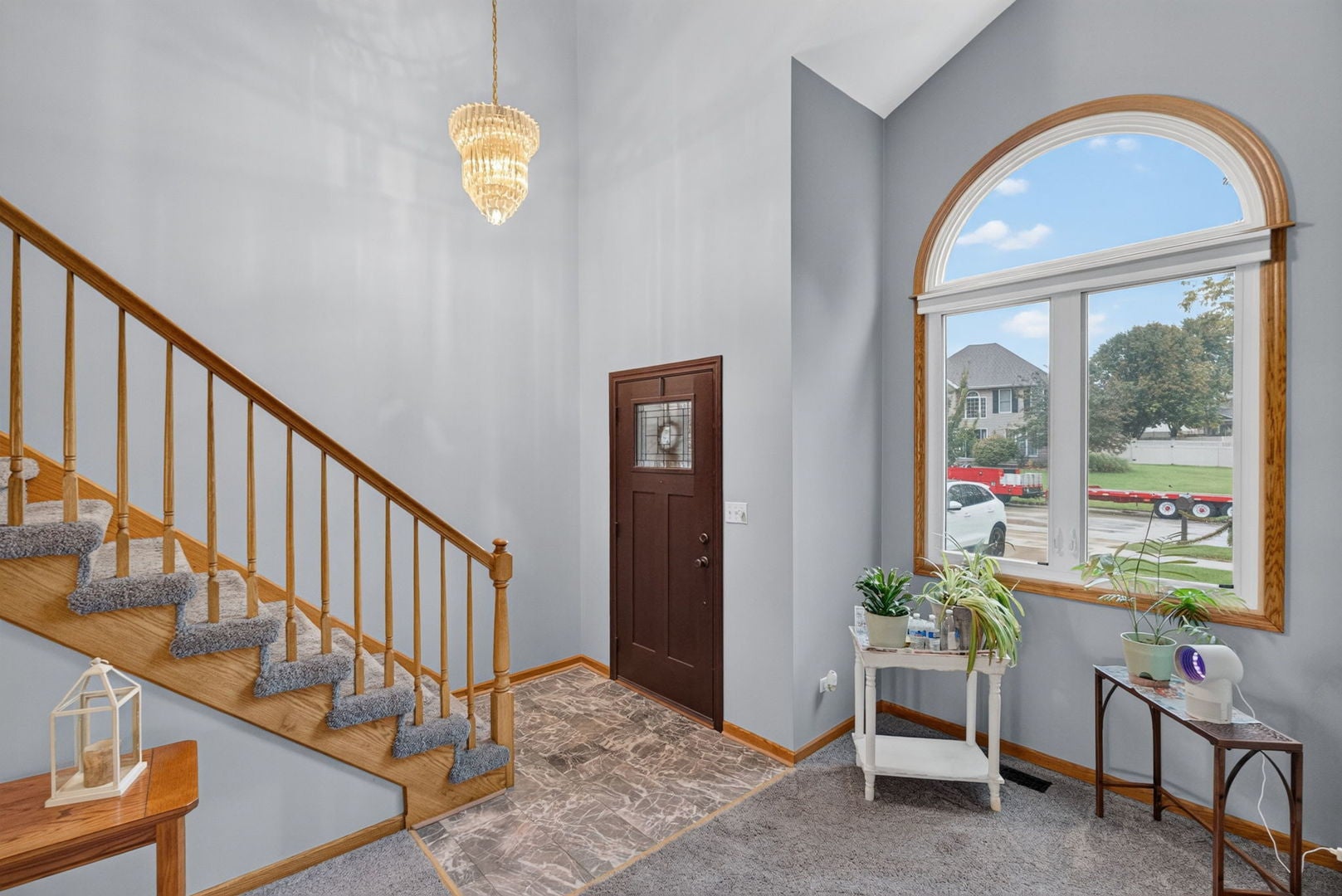1114 Oxford Lane