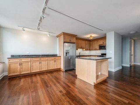 Tiny photo for 2626 N LAKEVIEW Avenue #1102, Chicago, IL 60614 (MLS # 12667038)