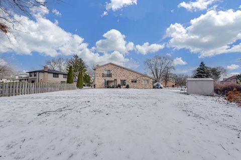 Tiny photo for 254 Bunting Lane, Bloomingdale, IL 60108 (MLS # 12620850)