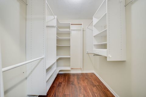 Tiny photo for 254 Bunting Lane, Bloomingdale, IL 60108 (MLS # 12620850)