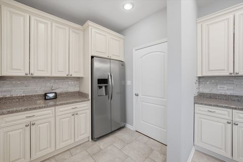 Tiny photo for 239 Oregon Street, Frankfort, IL 60423 (MLS # 12587752)