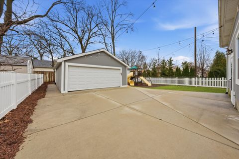 Tiny photo for 239 Oregon Street, Frankfort, IL 60423 (MLS # 12587752)