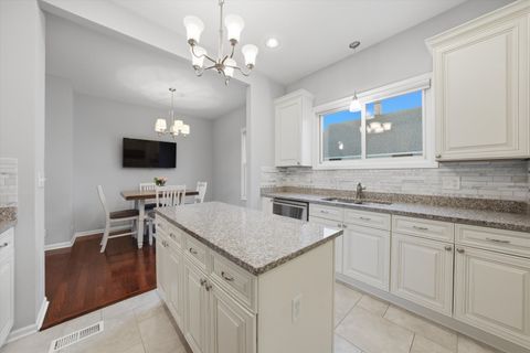 Tiny photo for 239 Oregon Street, Frankfort, IL 60423 (MLS # 12587752)