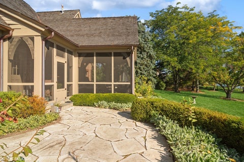 Tiny photo for 65 ROUND BARN Road, Barrington Hills, IL 60010 (MLS # 12743487)