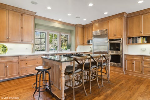 Tiny photo for 65 ROUND BARN Road, Barrington Hills, IL 60010 (MLS # 12743487)