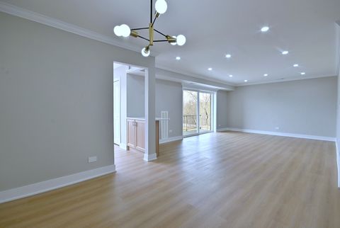 Tiny photo for 945 E Kenilworth Avenue #312, Palatine, IL 60074 (MLS # 12631728)