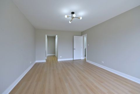 Tiny photo for 945 E Kenilworth Avenue #312, Palatine, IL 60074 (MLS # 12631728)