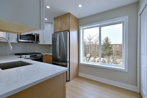 Tiny photo for 945 E Kenilworth Avenue #312, Palatine, IL 60074 (MLS # 12631728)