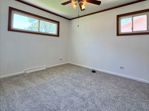 Tiny photo for 350 N 2nd Avenue, Villa Park, IL 60181 (MLS # 12635644)